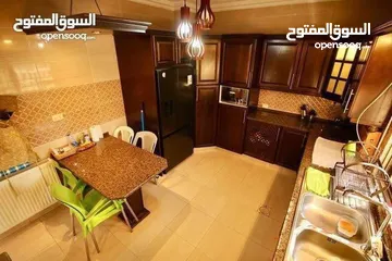  20 شقة للبيع  ضاحية الرشيد الجبيهة قرب مركز الجبيهة الصحي