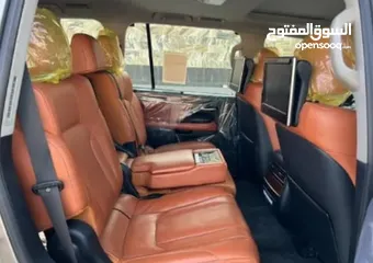  7 السلام عليكم ورحمة الله وبركاته ،،،     للبيع جيب لكزس LX 570 بودي وكالة .   فئة السيارة : S سبورت