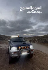  13 متسوبيشي ماقنومL200 2001