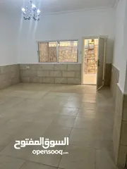  5 شقة ارضية للبيع