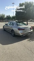  4 Mercedes-Benz E200 AMG