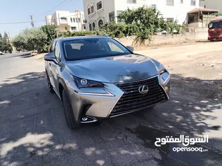  6 لكزس NX300H فحص كامل حرة  2020