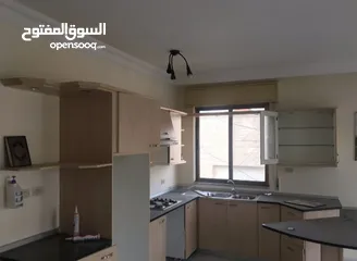  5 شقة لليبع مع مالك مباشرة