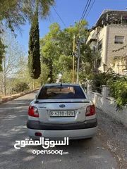  1 كيا برايد قنوني ضفه موديل2007حالتها ممتازه جدا البيع فقط كاش السيازه بعد صلاه عنبي زي ما هي بلصوره