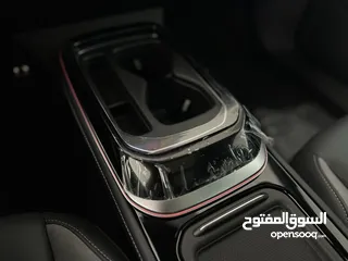  10 VW ID4 CROZZ PRO 2024 PIANO BLACK أبيضّ لؤلؤي
