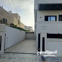  9 شقق للبيع في الحي الشرقي تشطيب سوبر ديلوكس