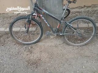  2 دراجات هوائية