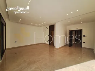  3 روف طابقي مع ترس للبيع في عبدون بمساحة اجمالية 308م