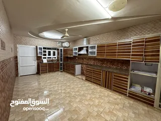  4 فيلا للإيجار في السيب سور ال حديد - villa for rent in seeb sur al hadid