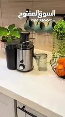  8 عصارة الجزر والبرتقال Extra Power قوة استثنائية (Extra Power): محرك قوي تصميم من الفولاذ المقاوم