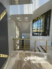  20 شقة للبيع  بمساحة فيلا 550 متر شقة شبة ارضي طريق المطار خلف مدارس العالمية