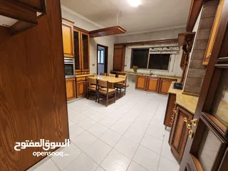  6 شقة فارغة للبيع في عبدون - ref : 14554