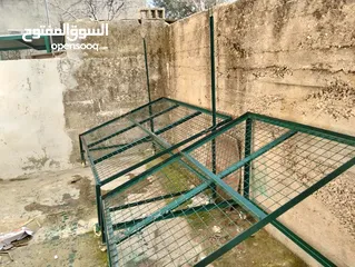  4 استاند عرض لمحلات الخضار والفواكة جودة ممتازة للبيع قابل للتفاوض