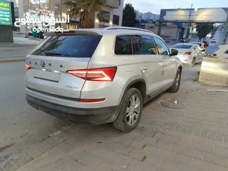  2 سكودا كودياك 4×4 ايد صفر  فتحة بانوراما  جديدة السيارة