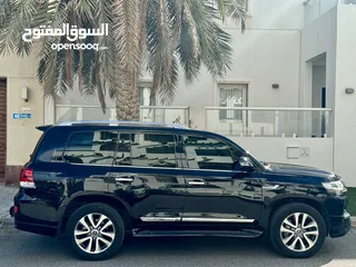  7 Landcruiser 2021 GXR Grand touring لاندكروزر