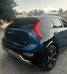  5 كيا نيرو هايبرد 2023/فل اضافات بدون فتحه/جير ماوس/امكانيه التقسيط المباشر بشيكات شخصيه وسعر مميز جدا