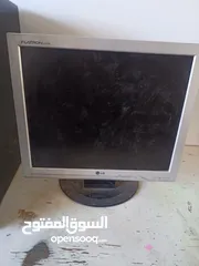  3 كمبيوتر الجي معالج شغال 100 بالمية مع شاشة الحي بدها تصليح بسبط