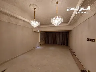  5 6 Bedrooms Furnished Villa for Rent in Qurum REF:820R