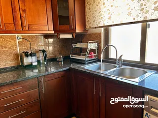  23 شقة 86م للإيجار  فاخرة جدا عمان منطقة السابع - شارع عبد الله غوشة من المالك مباشرة