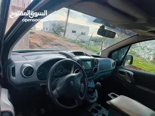  4 بيجو بارتنر 2017 ترخيص 2016 لون رمادي