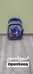  6 حقيبة اولاد مدرسية ذات جودة عالية و استعمال و حفاظ على الحقيبة بحالة ممتازة شبه جديدة و لا عيوب