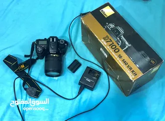  1 كاميرا نيكون D7100 للبيع