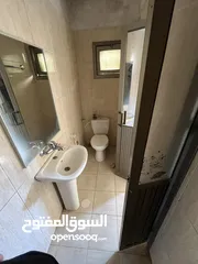  3 شقة للبيع طابق ثاني بسعر مغري