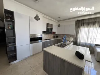  21 شقة مفروشة راقية للإيجار – طريق المطار  T213
