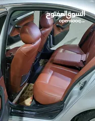 8 BMW 320i.  للبيع
