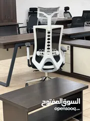  3 كرسيك بيعكس شخصيتك! كراسي فاخرة بتصميم أوروبي مريح وجودة عالية مسند رأس – دعم للظهر – قاعدة كروم قوي