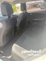  10 BYD E2 2022 ابيض