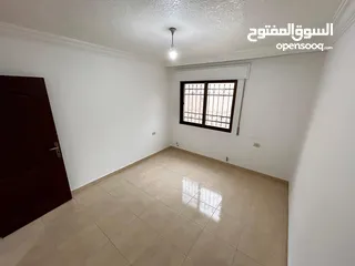  11 شقة فارغة شبه ارضي مع ترس 120 متر عمان- شفا بدران خلف جامعة العلوم التطبيقية من المالك مباشرة