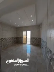  1 شقة فاخرة للبيع الخامسة ط3هندسي 180 م 2