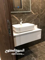  4 شقة فاخرة للبيع مع روف ومطبخ راكب مع كافة الأجهزة الكهربائية الحديثة .