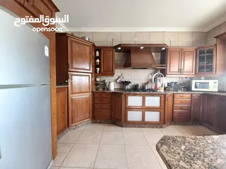  13 شقة مفروشة للإيجار في الشميساني  ( Property 35568 ) سنوي فقط