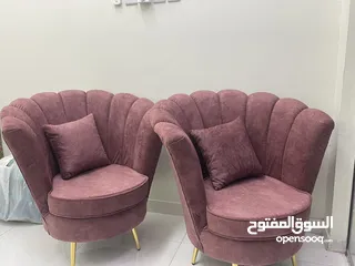  2 كراسي مناسبة للجلسات الخارجية