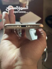  4 أيــفـــونـ8