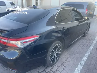  8 Toyota  Camry 2019 se