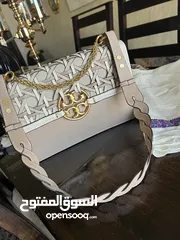  1 حقيبة توري بورتش جديدة ب لون بيج مع دست باج
