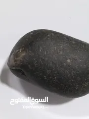  2 حجر نادر للبيع.