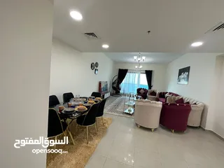  1 4 غرف و 2 صاله مفروشه للإيجار الشهري   (( 3 غرف نوم كبيره + غرفه خادمه ))