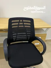  2 طاولة  و كرسي  table and chair
