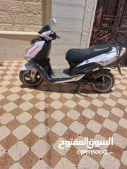  2 دراجة كهربائية فزبة كهربائية سكوتر كهربائي