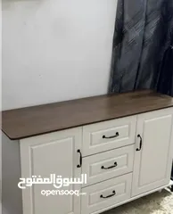  5 خزانة بتصميم كلاسيكي