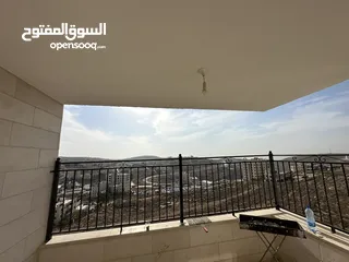  1 شقة جديده غير مفروشه للايجار في بيتونيا طابق ثاني يوجد مصعد ويوجد باركنج اطلاله مرتبه  يوجدعموله850