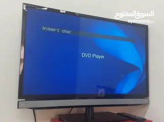  1 for sale DVD player Sony with 12 movies cd ( each cd 12 aed )