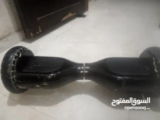  1 سكوتر كهربائي