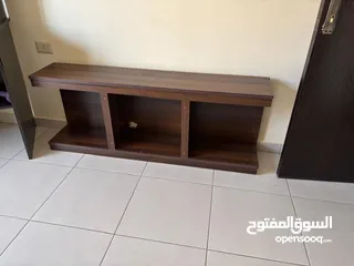  1 خزانه تلفزيون