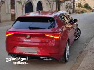  28 سيات ليون اف ار فل اضافات ماعدا الفتحة  محرك1500بنزين اتوماتيك