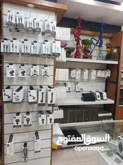  7 محل للبيع في المصايف – على الشارع الرئيسي المساحة: 60 متر مربع- المحل شغّال حالياً في بيع الدخان